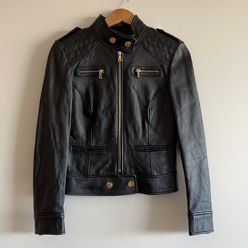GORGEOUS 100% lambs leather moto leather jacket with gold tone buttons & zips S